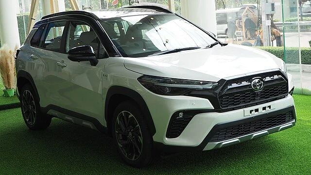 2024_Toyota_Corolla_Cross_HEV_GR_Sport - JC Whitney