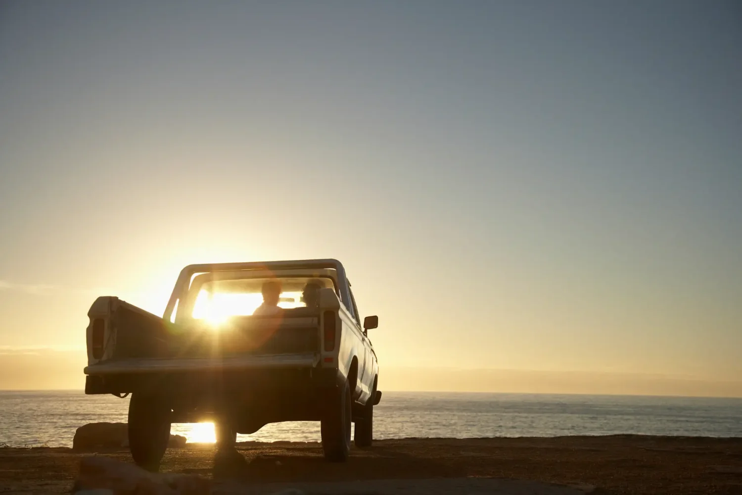 How to Choose the Right Pick Up Truck for Your Needs 1 - JC Whitney light duty trucks