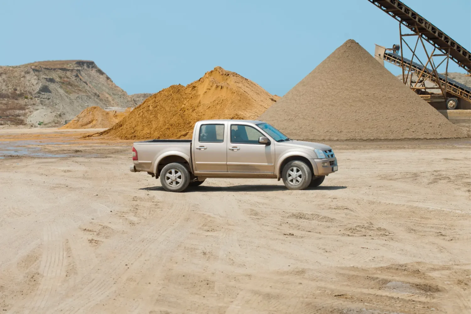How to Choose the Right Pick Up Truck for Your Needs 3 - JC Whitney small pickup trucks