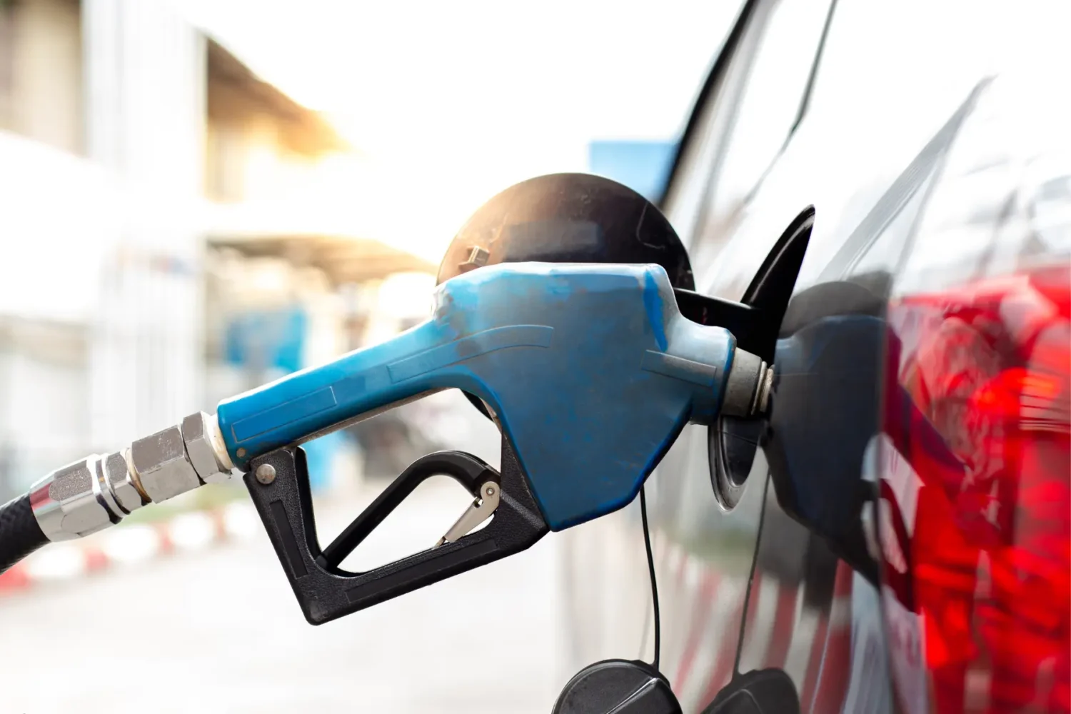 Fuel System 101 Keeping Your Car Running Smoothly 1 - JC Whitney car fuel injection system