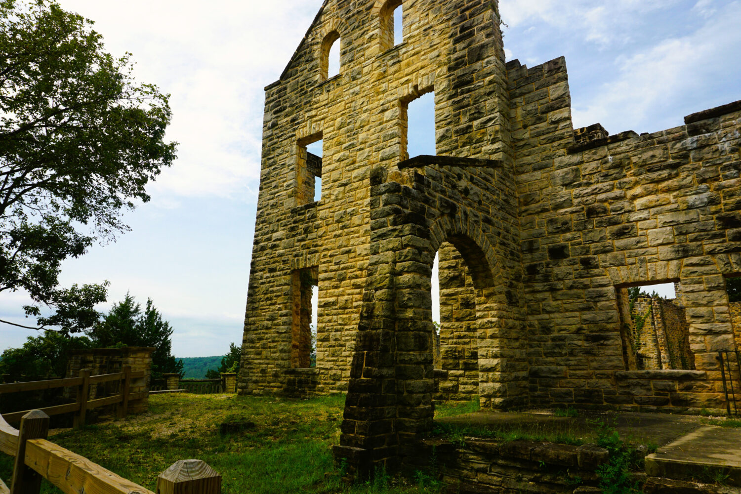 Trails Ruins Spring Runs greet visitors to Ha Ha Tonka State Park Missouri - JC Whitney