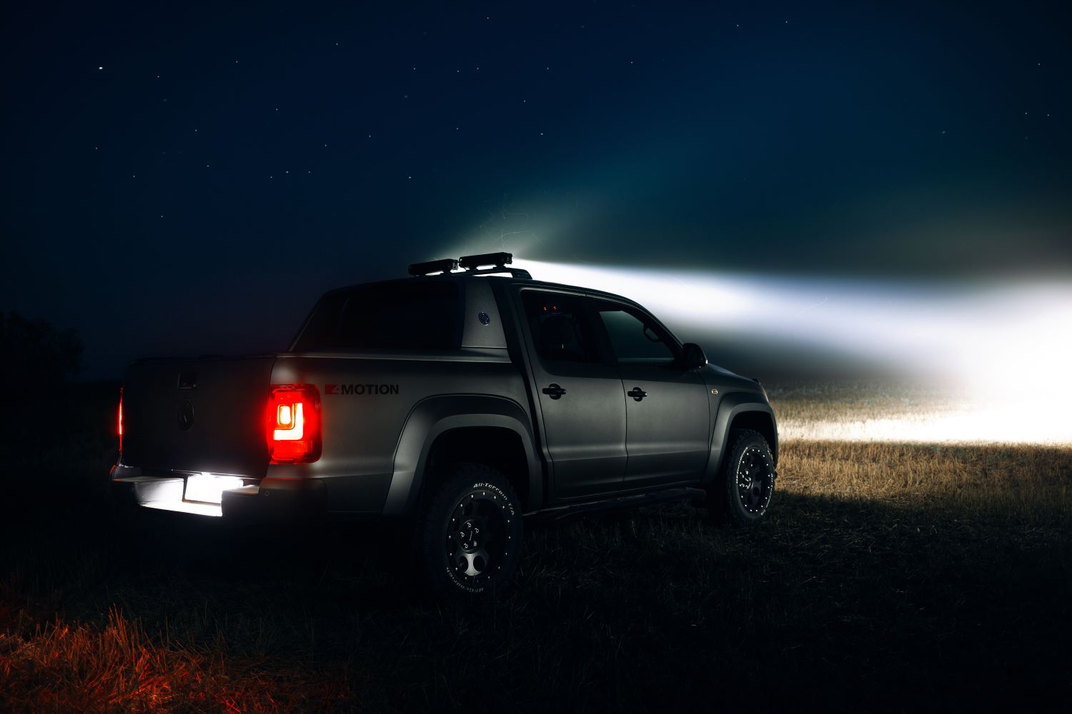 offroad light truck - JC Whitney truck with illuminated offroad lights